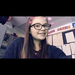 Meet your Posher, Hannah